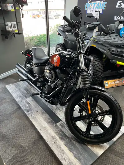 This 2023 Harley-Davidson Softail Street Bob 114 is practically brand new, with only 11 kilometers o...