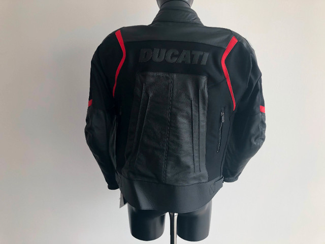 Ducati Fighter C1 Leather & Fabric Motorcycle Coat New size 56 in Men's in Barrie - Image 2