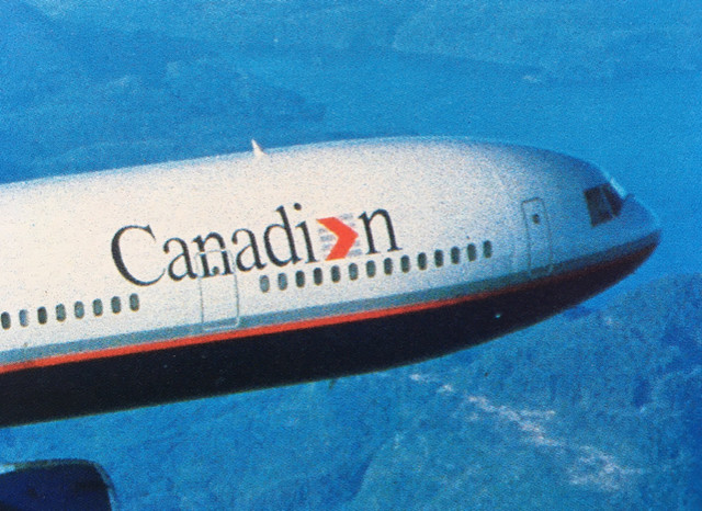DC-10-30 CANADIAN AIRLINE, OFFICIAL PHOTO in Arts & Collectibles in Gander - Image 2