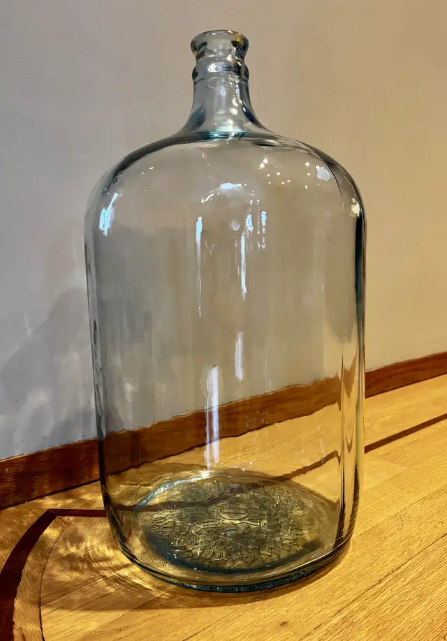 LARGE GLASS 'BOTTLE / CARBOY'  - COCA COLA GREEN GLASS!!! in Arts & Collectibles in Winnipeg - Image 2