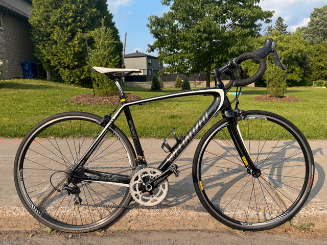 Full Carbon Specialized Tarmac Road Bike dans De route  à Laval/Rive Nord