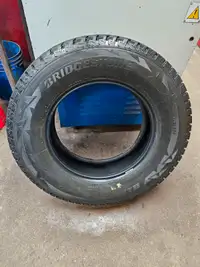 Winter Tires - Bridgestone Blizzaks - Like New 255/70R18