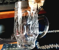 6T261 CLEAR HEAVY BEER GLASS,  6" TALL