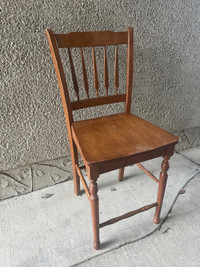 Solid wood countertop chair