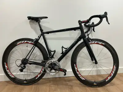 Cervélo R5ca 56cm – 14.1 lb Superbike – Dura-Ace / Zipp 404, View more