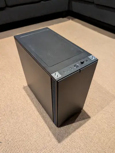 Desktop computer Ryzen 7 8C, 64G RAM, 2G SSD, 4G HDD, View more