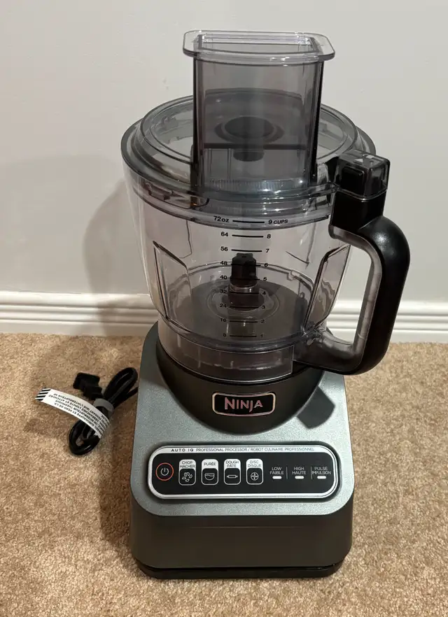 Ninja food processor BN600C auto IQ and all attachments62854395953025127