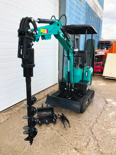 Mini Excavator 15 HP includes bucket, manual thumb and 8" hydraulic auger - 15 HP R420 (420cc) Gas E...