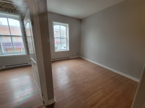 2 bed 1 bath Apartment for Rent - Perth, ON in Long Term Rentals in Ottawa - Image 3
