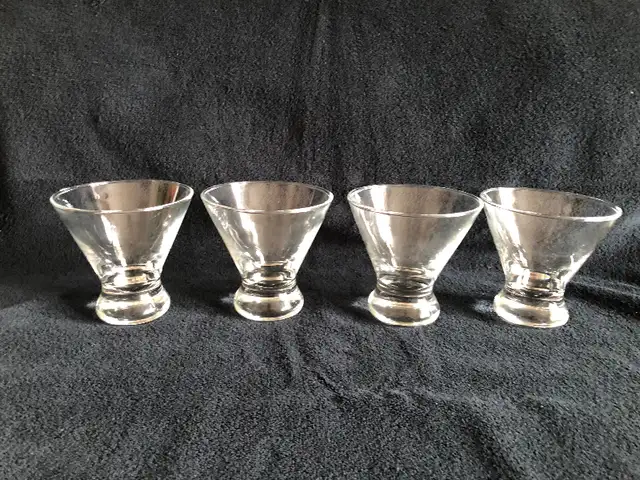 Cocktail Glasses - set of 4 (Brampton) in Other in Mississauga / Peel Region - Image 2