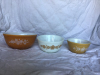 Pyrex Butterfly Gold mixing bowls