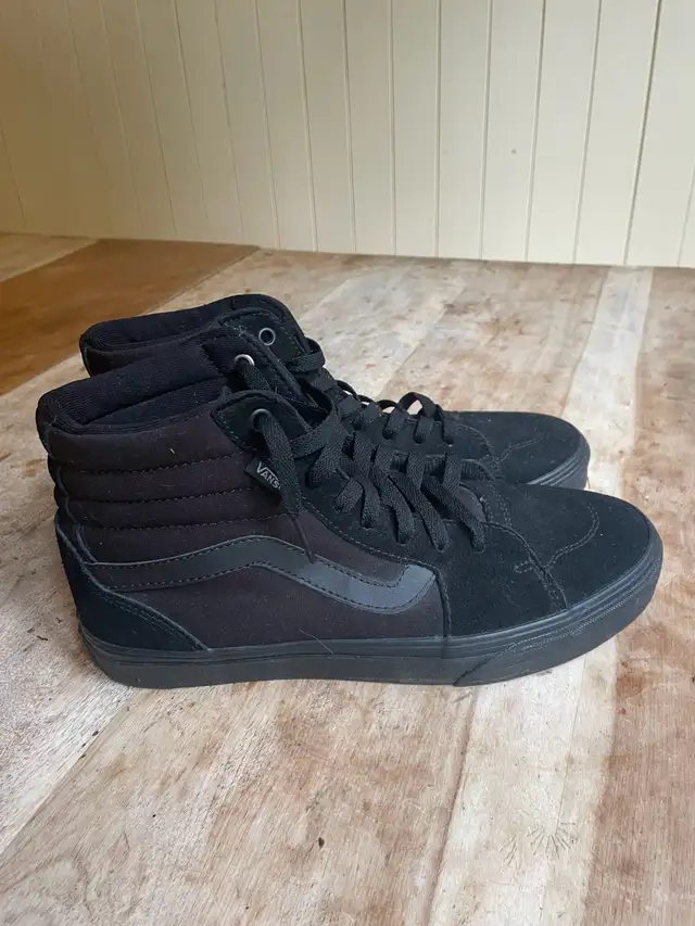 Bottes Vans in Men's Shoes in Longueuil / South Shore - Image 2