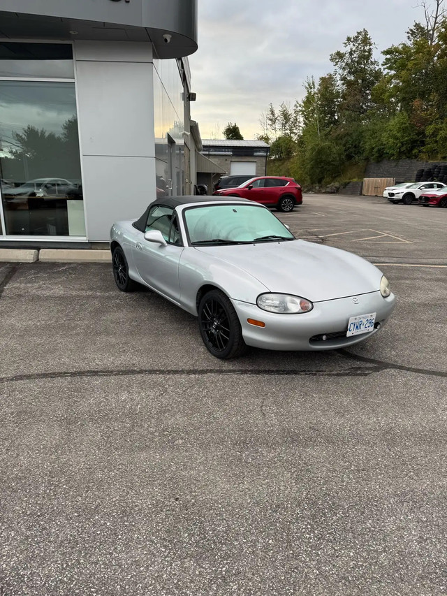 LAST CHANCE - 1999 Mazda mx5 miata in Cars & Trucks in Barrie - Image 3