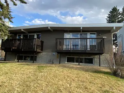 2 Beds 1 Bath House in Tuxedo