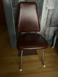 Vinyl Chair 