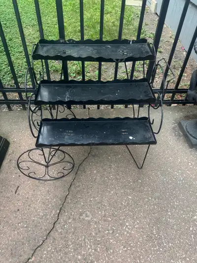 Vintage antique 3 tier medal plant stand flower cart patio