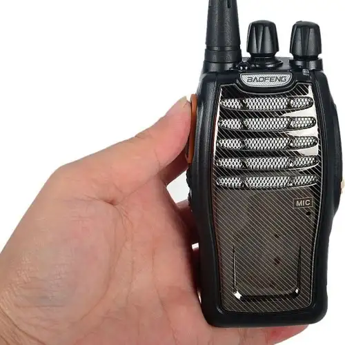 BAOFENG BF-A5 UHF 400-470MHZ RADIO + EARPIECE in General Electronics in Mississauga / Peel Region - Image 9