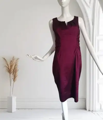 Adrianna Papell Rich Burgundy Midi Dress Size 10, View more