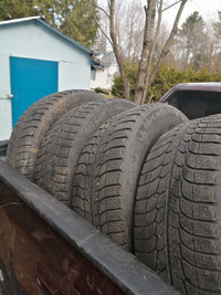 245-70-17 x4 pneus d'hiver 