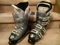 Bottes de ski pour femmes Atomic