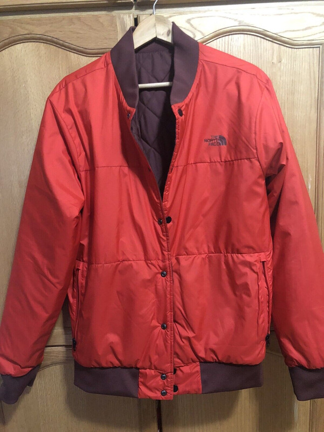 North face reversible jacket size: Medium in Men's in City of Toronto - Image 3