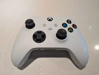 Original Xbox series  controller. Compatible w  PC and Xbox One, View more
