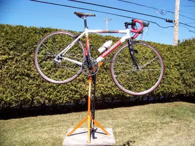 Vélo Fondriest Alu 7003 HT Deda, 54cm route, mesure centre du pédalier au dessus du tube de selle, g...