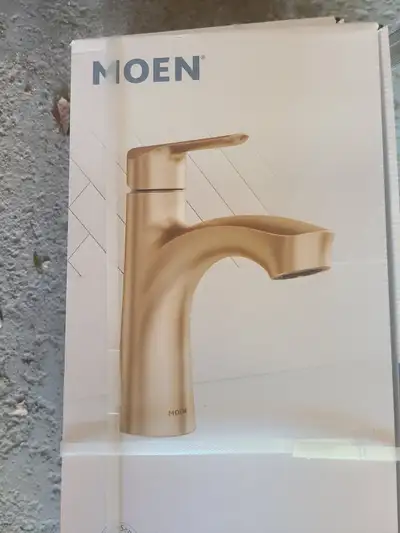 1 MOEN GOLD FINDLAY WASHROOM FAUCET, View more