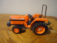 1/16 scale Kubota tractor diecast model