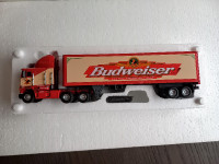 Diecast BUDWEISER truck set