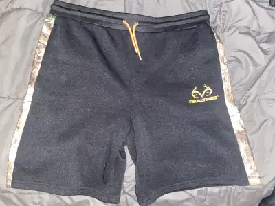 Realtree Camo men Shorts szL, View more