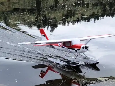Take to the skies with this ready-to-assemble Cessna 150 RC aircraft, perfect for beginners or hobby...