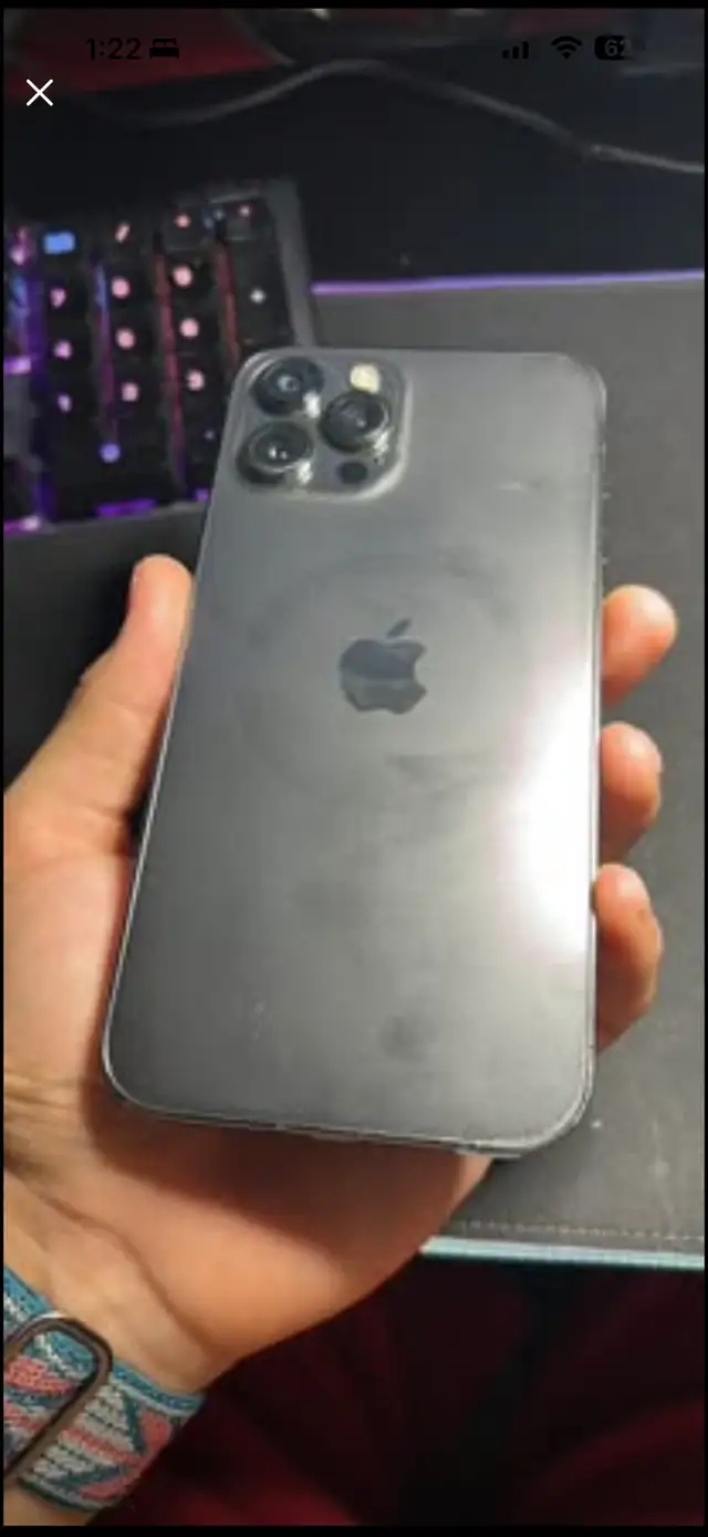 Iphone 12 pro max 128gb 86% Health! in Cell Phones in Prince George - Image 3