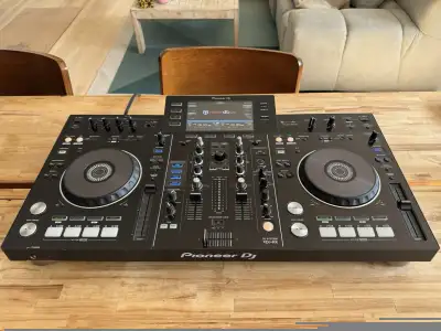 Pioneer XDJ-RX, View more