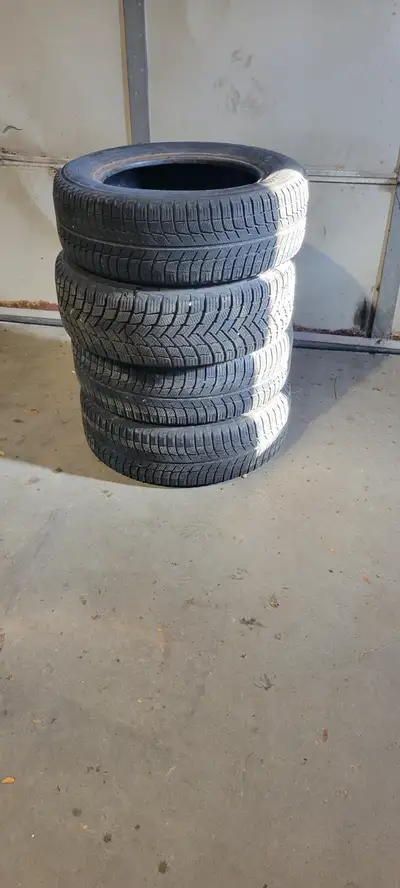 Hi I'm selling my winter tires that I used for 3 seasons. Sold the car and i don't need them.