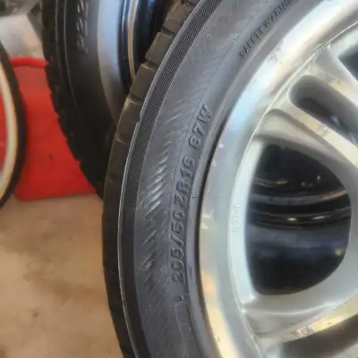 Tiers and rims 200 for all four 205/50 zR16