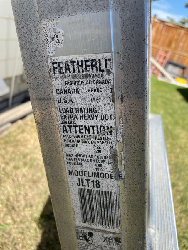 Jaws ladder with original accessories Ladders & Scaffolding Calgary