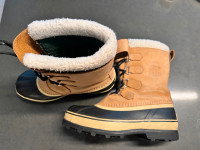 Sorel Caribou winter boots  Leather