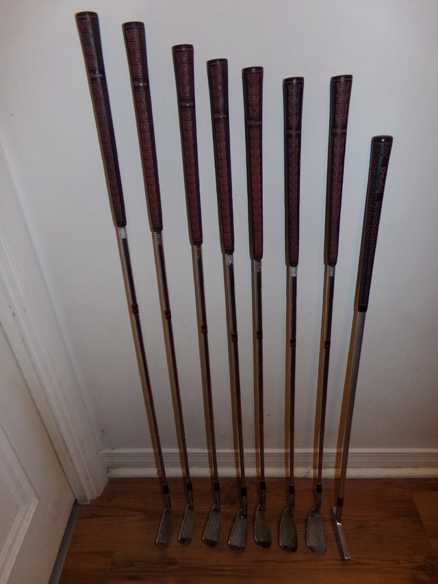 LADIES "WILSON" 11 CLUB SET OF GOLF CLUBS/ALL IN ONE BAG/  CART in Golf in Kingston - Image 6