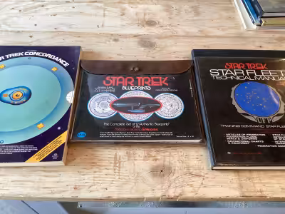 Star Trek merchandise 30.00.