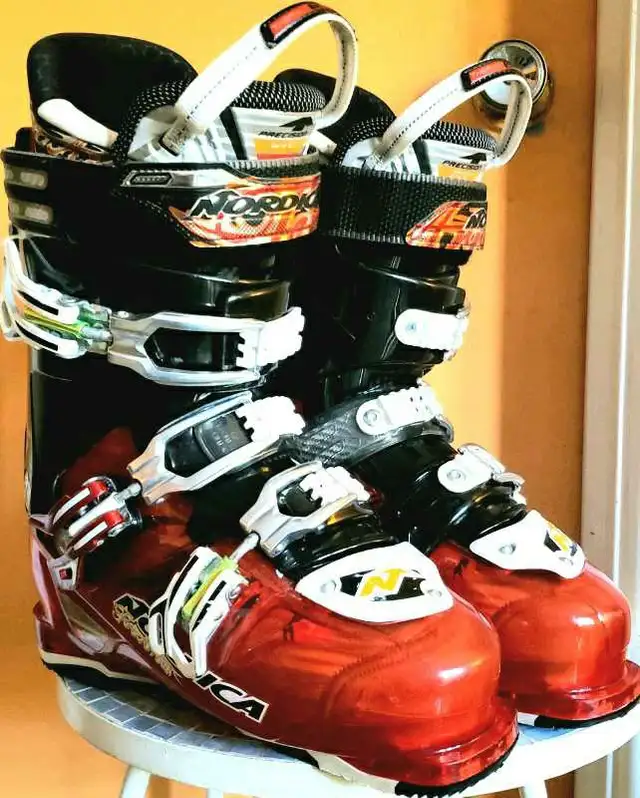Bottes de skis Nordica FIREARROW F3 taille 25.5 USA 7-7.5 in Ski in City of Montréal - Image 3