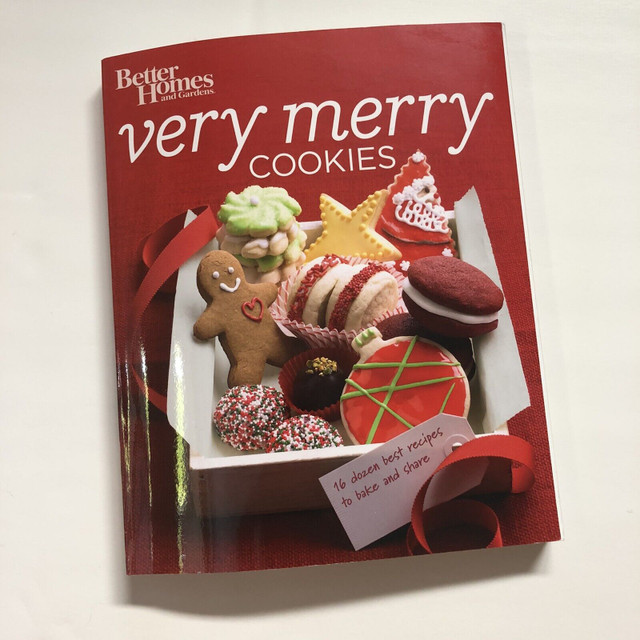 Very Merry Cookies cookbook in Other in Gatineau