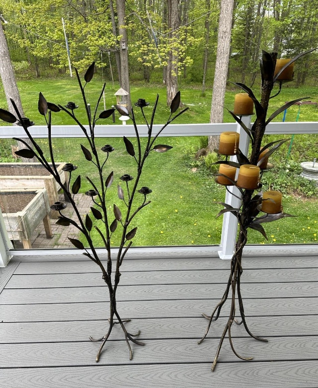 Uniques Grands Chandeliers 53 po et 51 po Hauteur Décoration