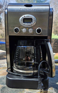 Cuisinant - Brew Central - cafetière  programmable de 14 tasses