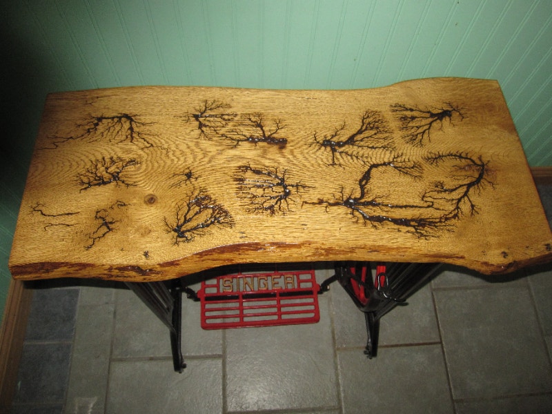 SINGER SEWING MACHINE LIVE EDGE HALL,ENTRANCE,COFFEE,TABLE ETC Other