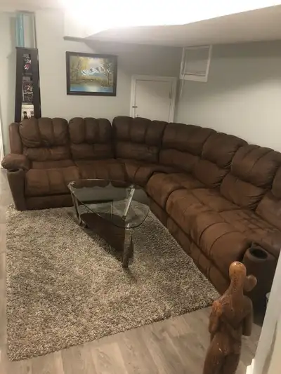2 Bed, 1 Bath Basement Apartment - Bowmanville