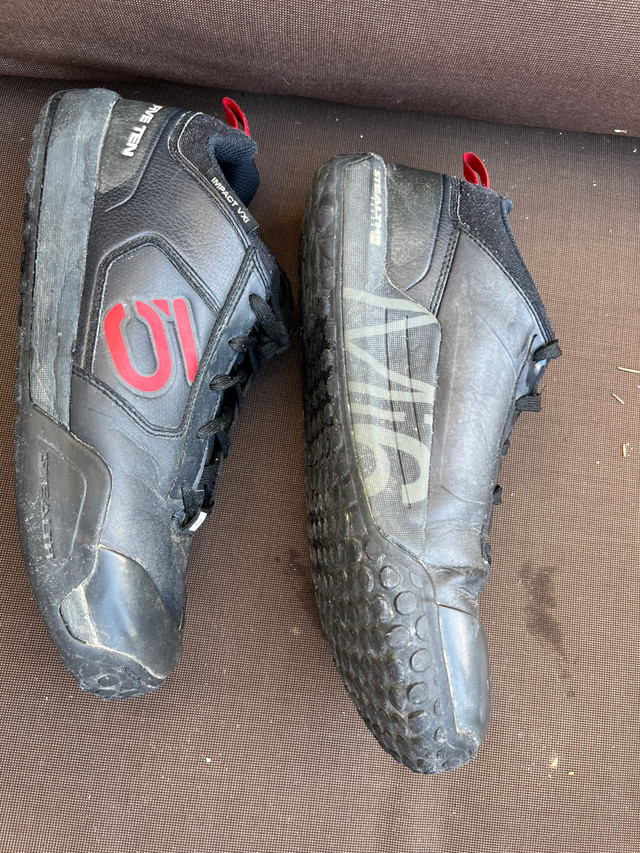 Men’s size 10 Five Ten Mountain Bike shoes  in Clothing, Shoes & Accessories in Calgary - Image 2