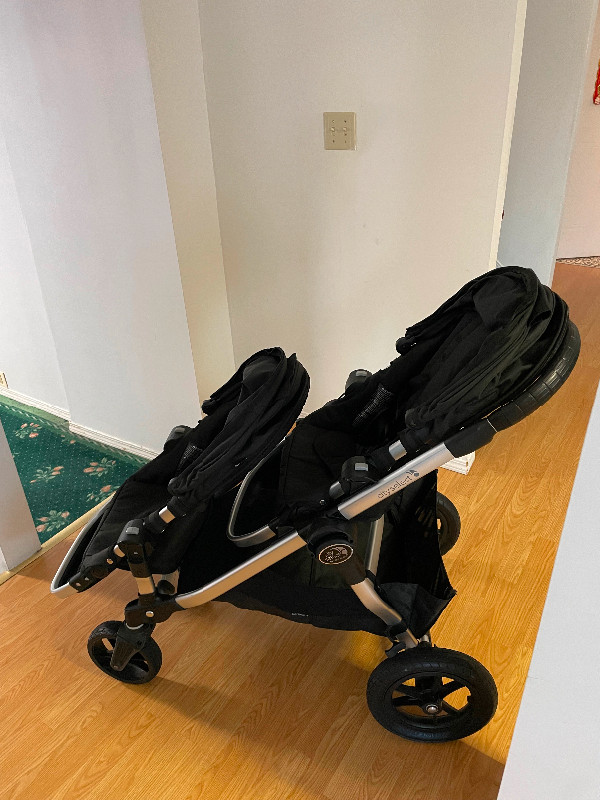 City Select Baby jogger double stroller. in Strollers, Carriers & Car Seats in Calgary - Image 2