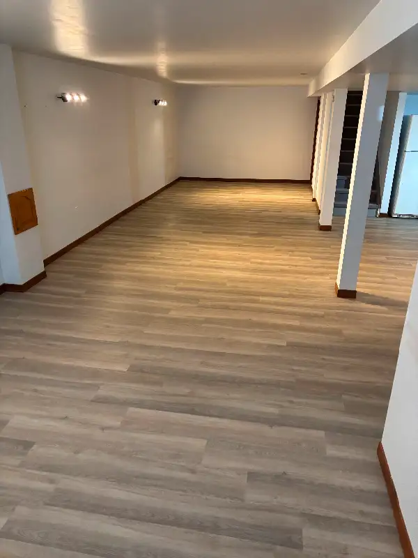 Bachelor suite in Parkhill in Long Term Rentals in Grand Bend - Image 2