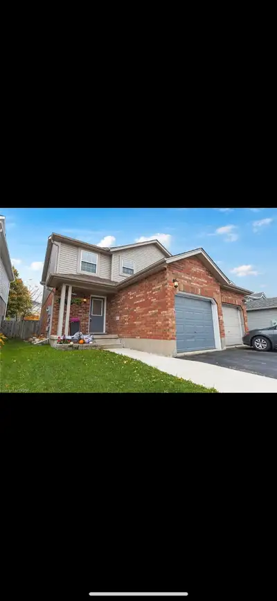 Semi- Detached house in East End area of Guelph for Rent